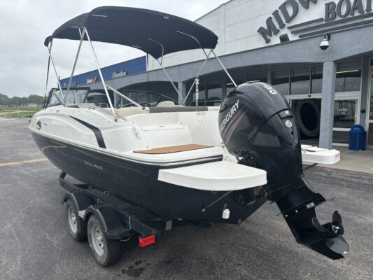 2019 Bayliner 210 DB