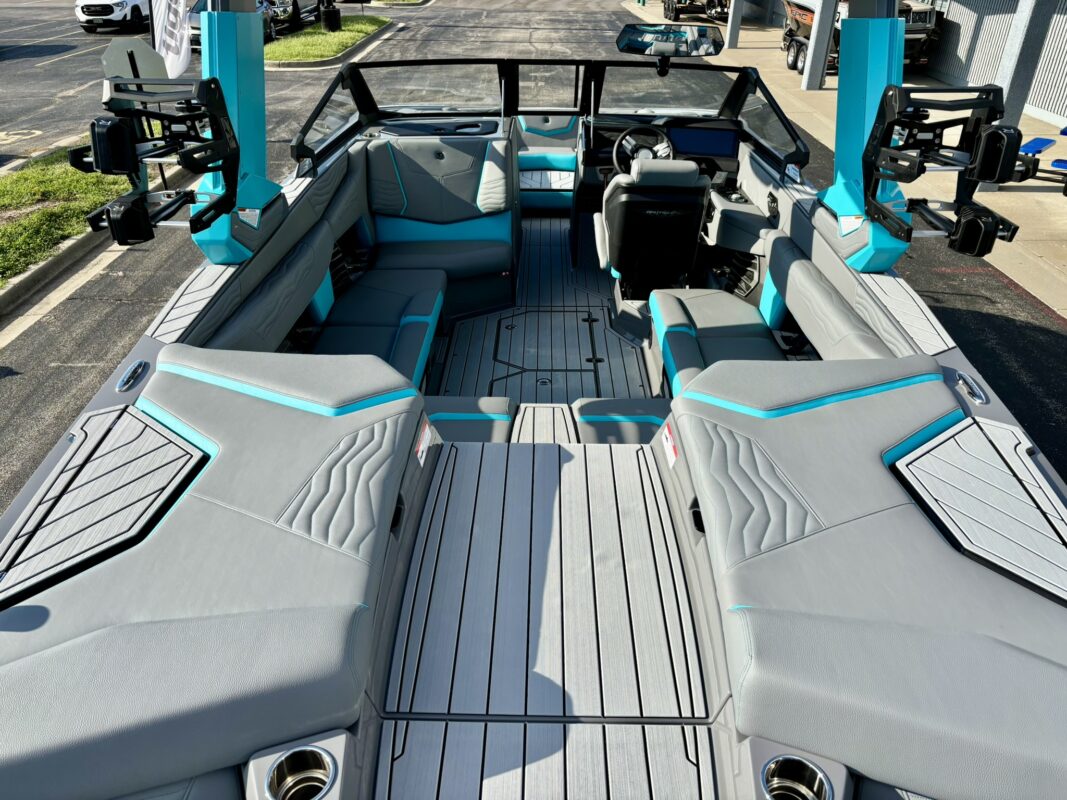 2026 Nautique Super Air G23