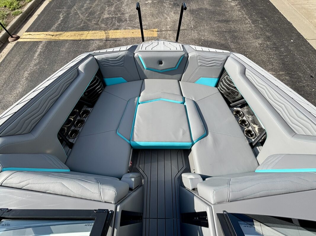 2026 Nautique Super Air G23