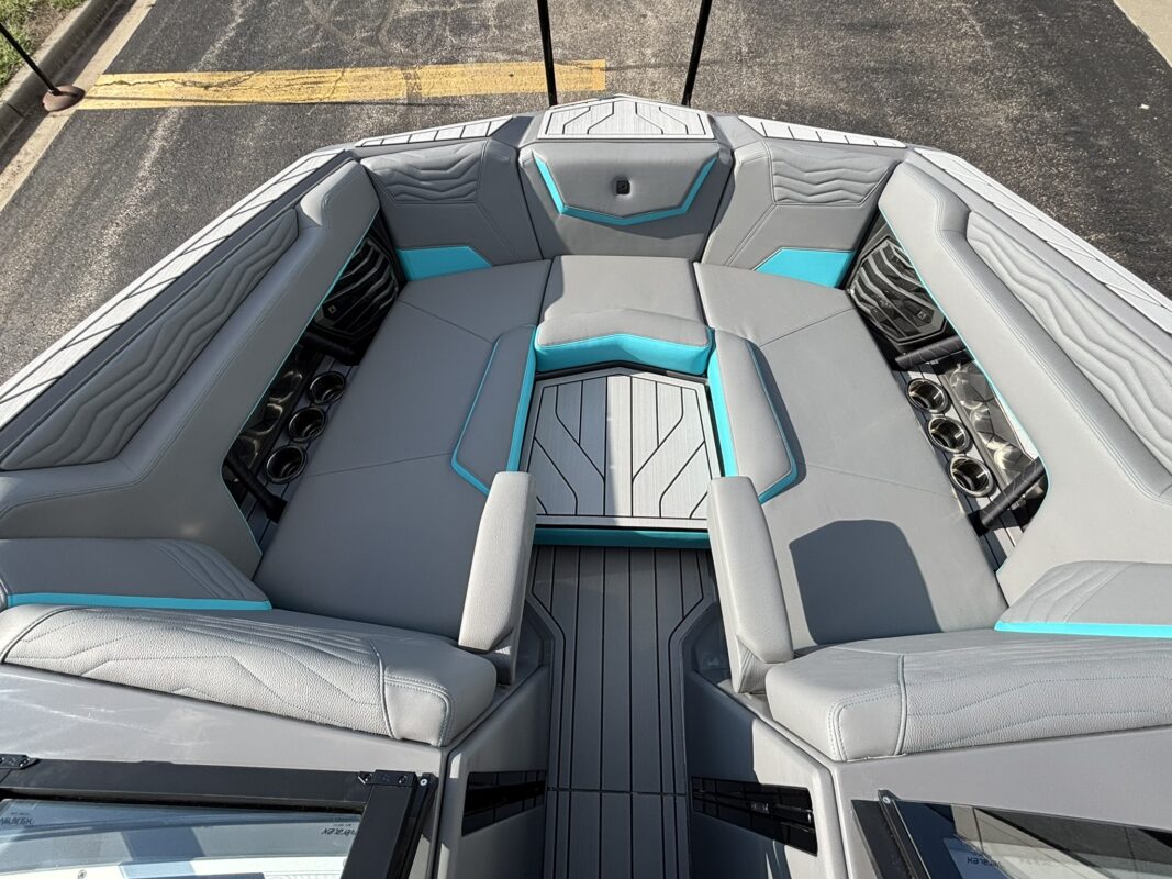 2026 Nautique Super Air G23