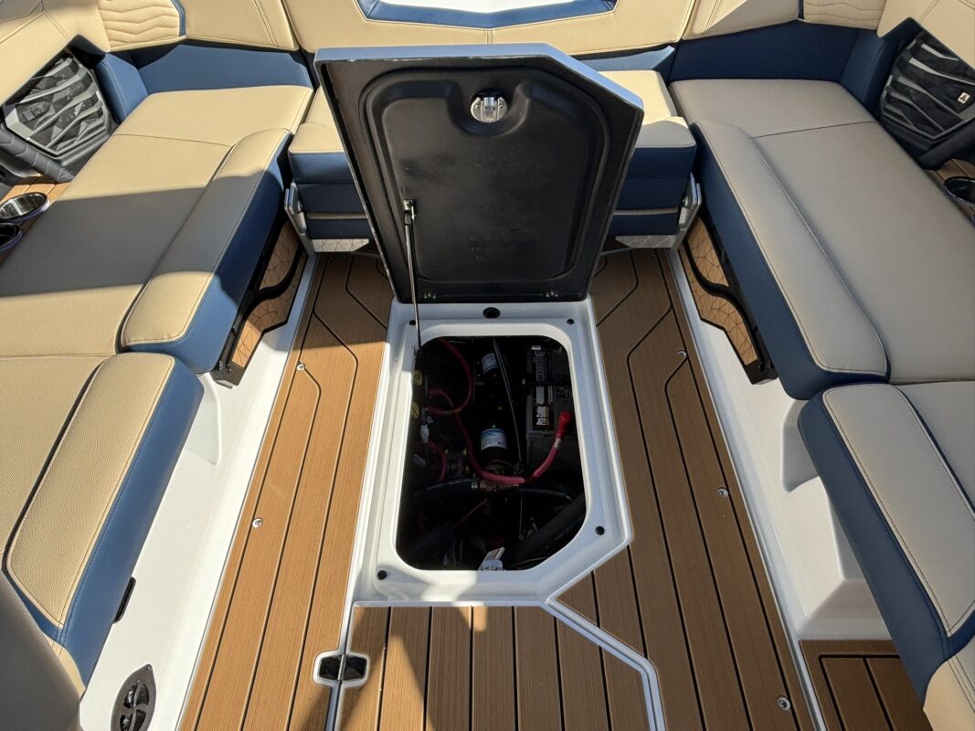 2026 Nautique Super Air G23