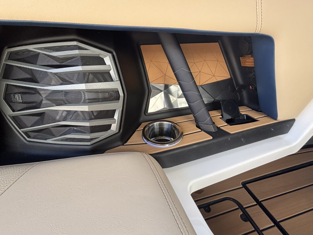 2026 Nautique Super Air G23