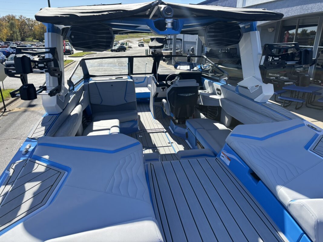 2026 Nautique Super Air G23