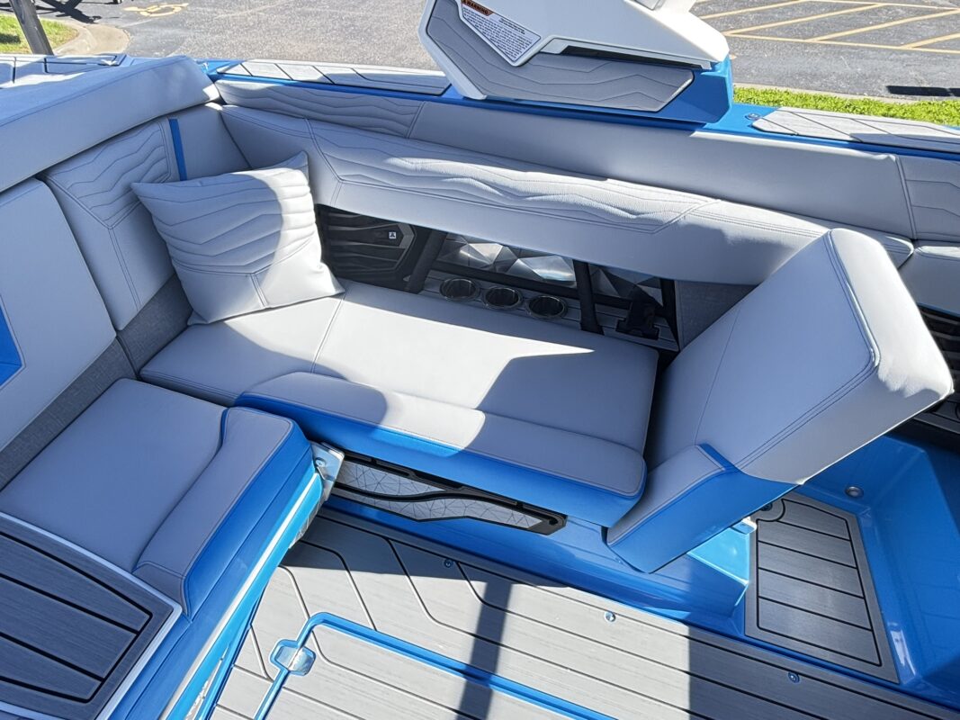 2026 Nautique Super Air G23