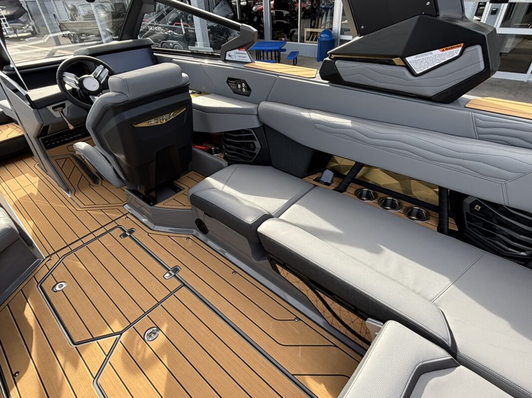 2026 Nautique Super Air G23