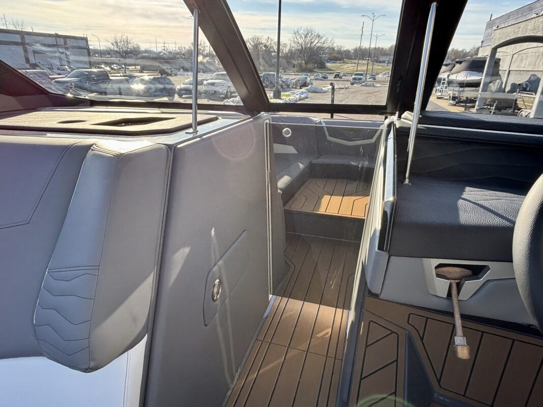 2026 Nautique Super Air G25