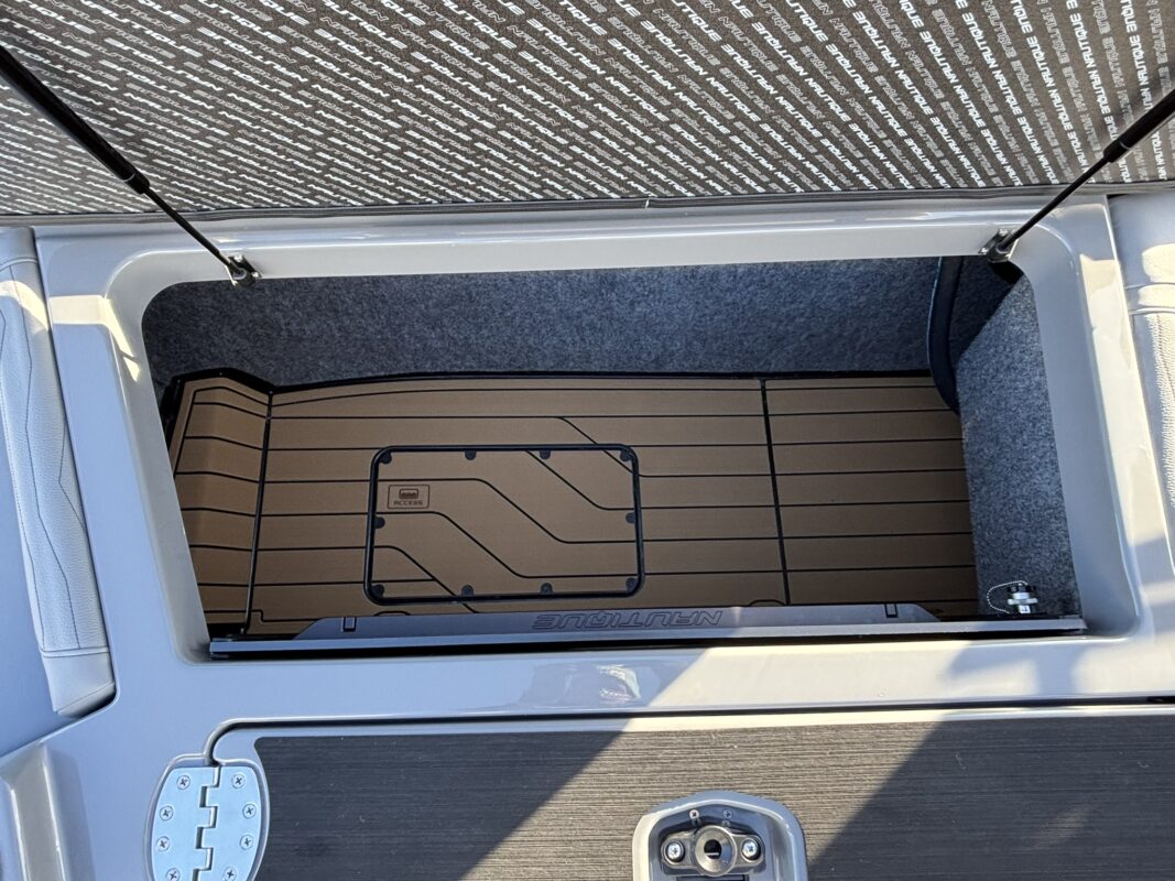 2026 Nautique Super Air G25