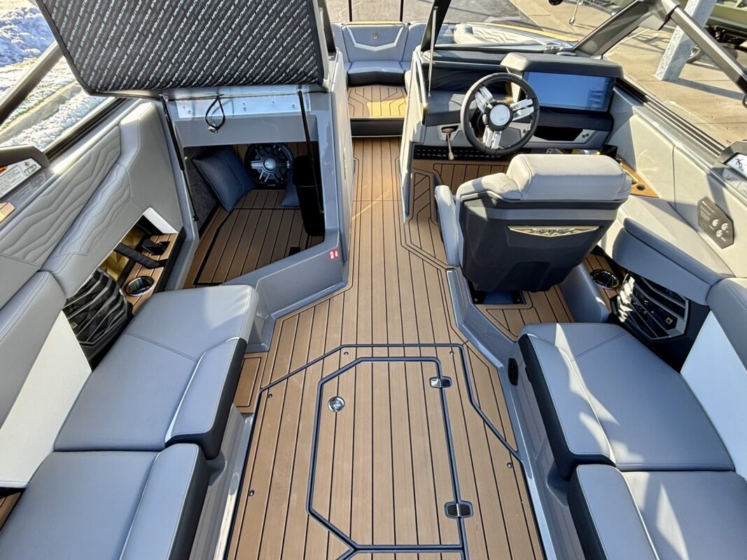 2026 Nautique Super Air G25