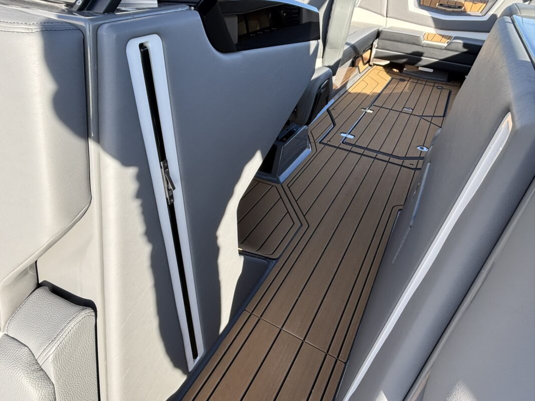 2026 Nautique Super Air G25