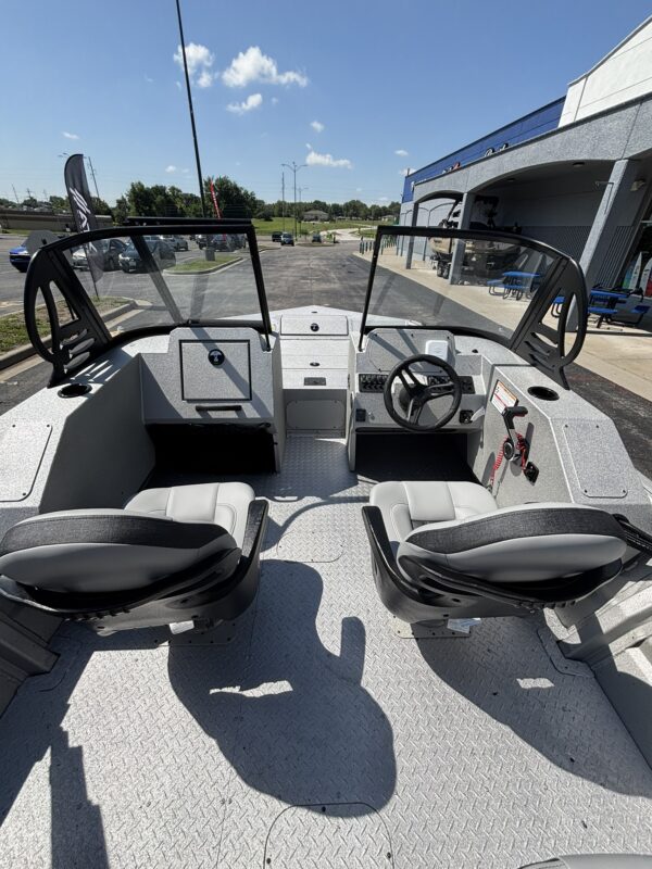 2026 SeaArk Protege 200