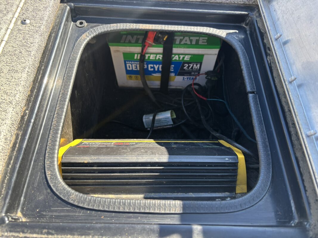 2024 Tracker Pro Guide V-16 WT