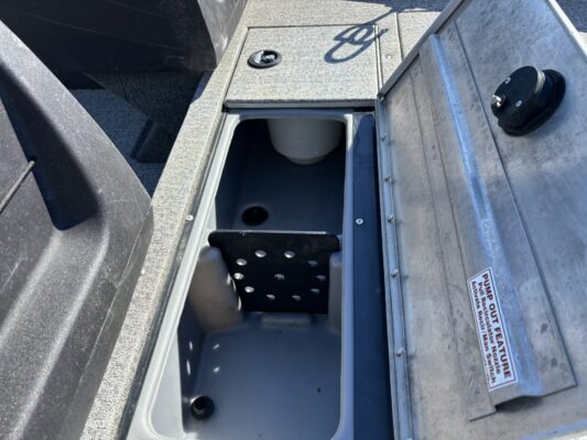 2024 Tracker Pro Guide V-16 WT