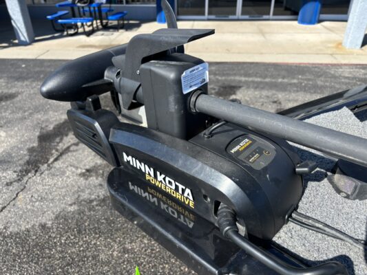 2024 Tracker Pro Guide V-16 WT