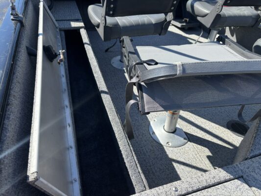 2024 Tracker Pro Guide V-16 WT