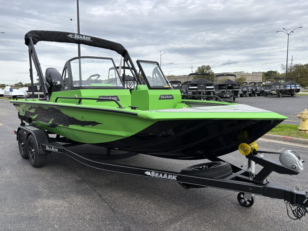 2026 SeaArk Pro Cat 200
