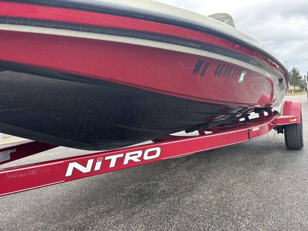 2003 Tracker NX 882 DC