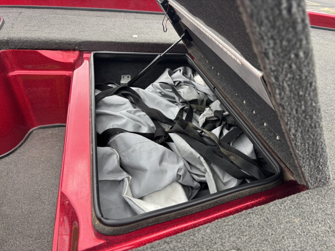 2003 Tracker NX 882 DC