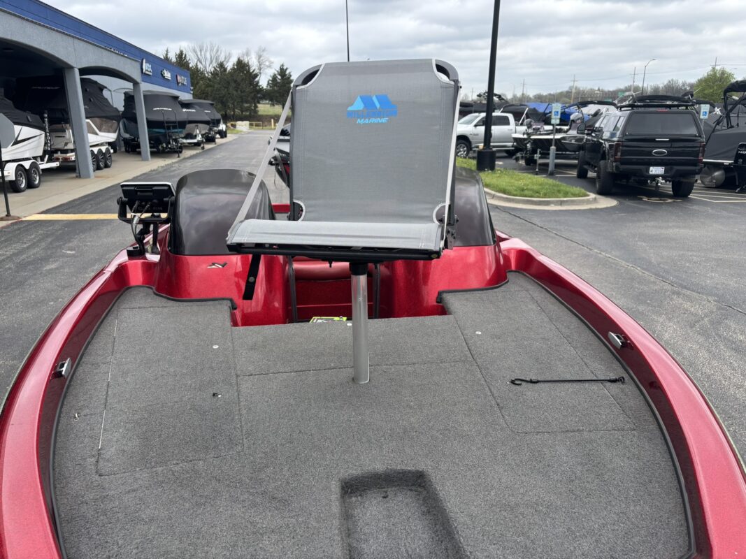 2003 Tracker NX 882 DC