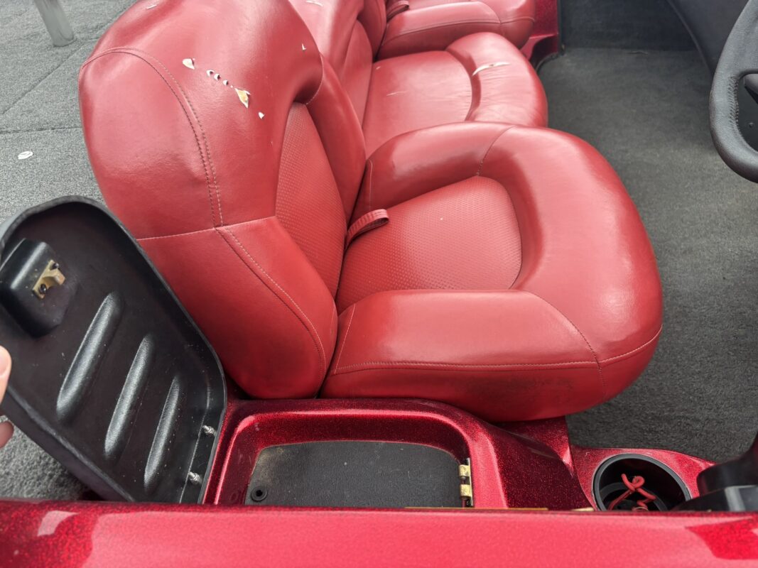 2003 Tracker NX 882 DC