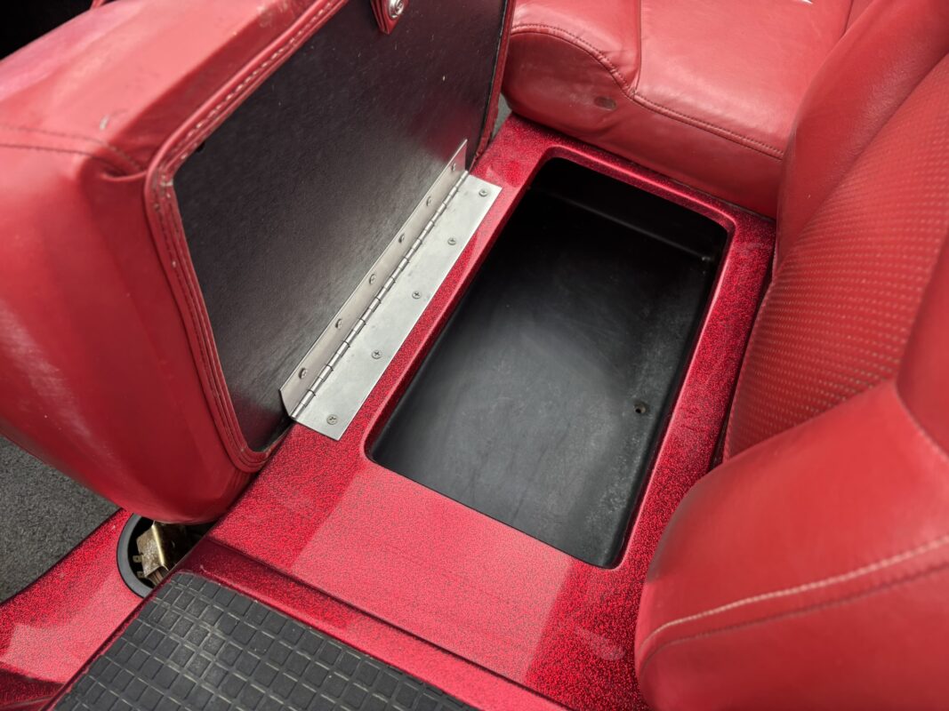 2003 Tracker NX 882 DC