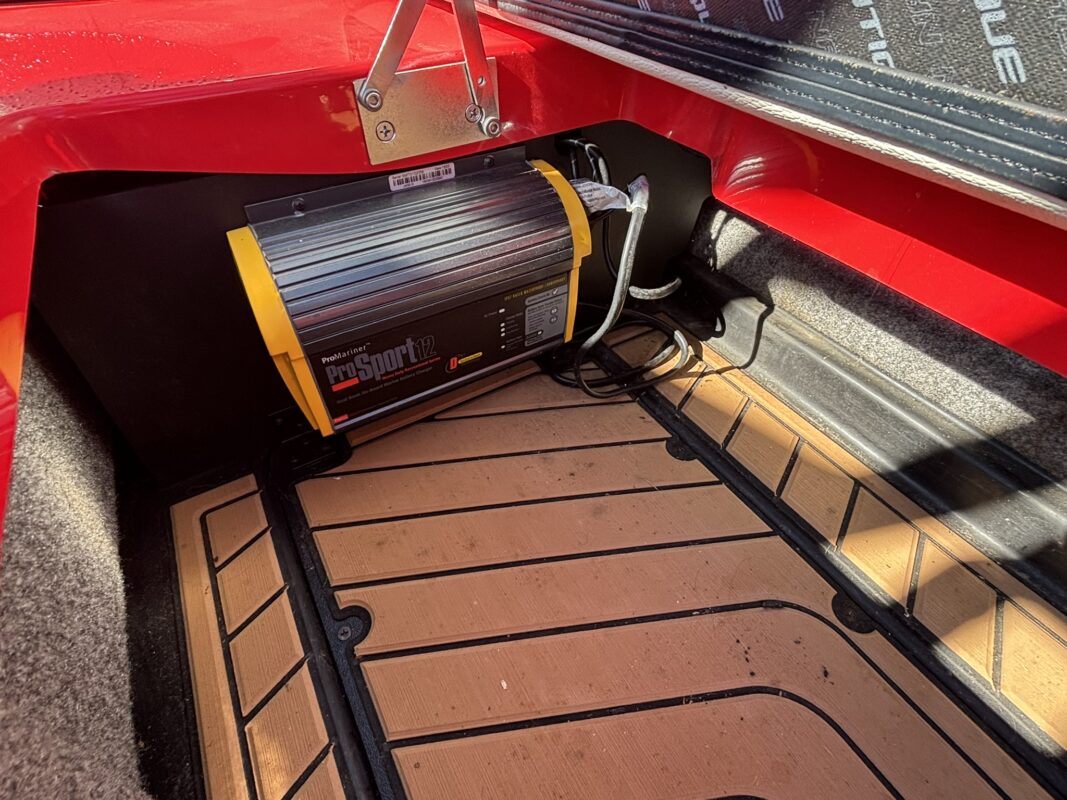 2019 Nautique G25
