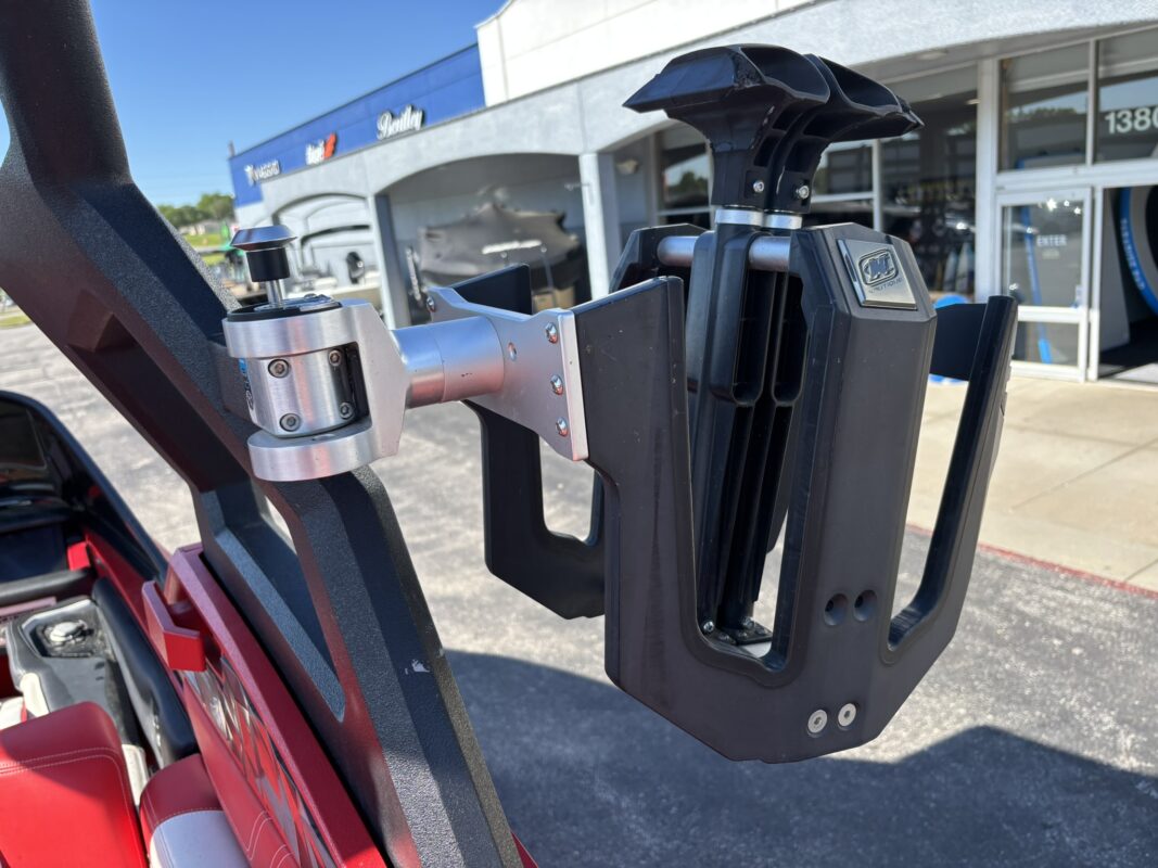 2019 Nautique G25