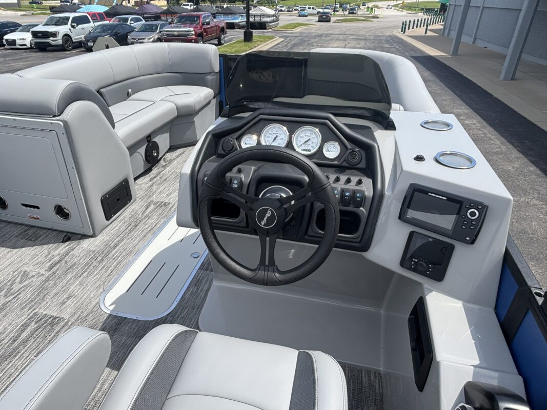 2027 Bentley 223 Legacy Swingback