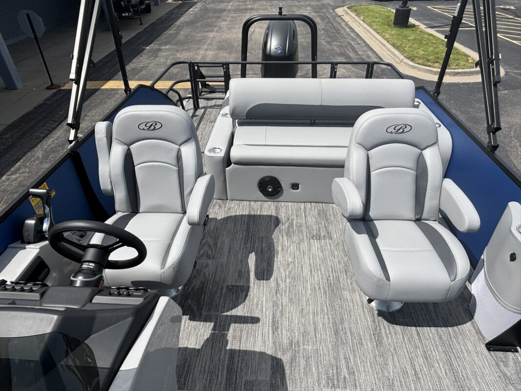 2027 Bentley 223 Legacy Swingback