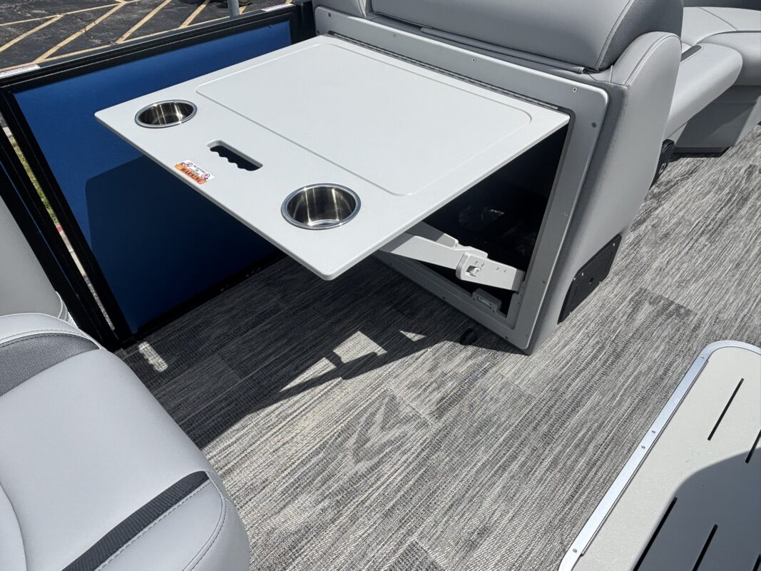 2027 Bentley 223 Legacy Swingback