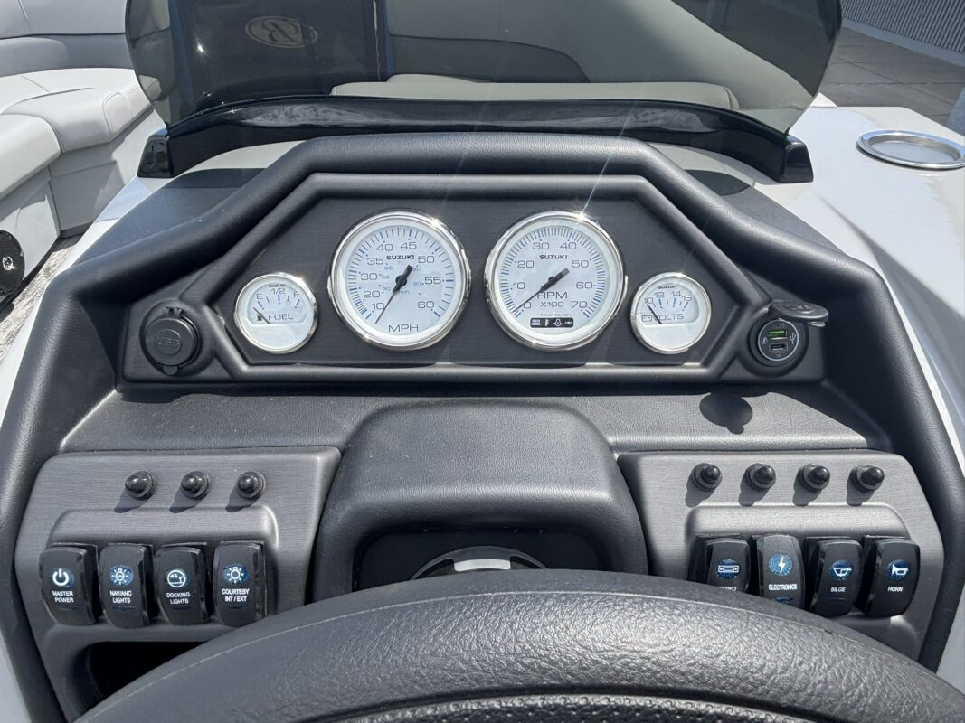 2027 Bentley 223 Legacy Swingback