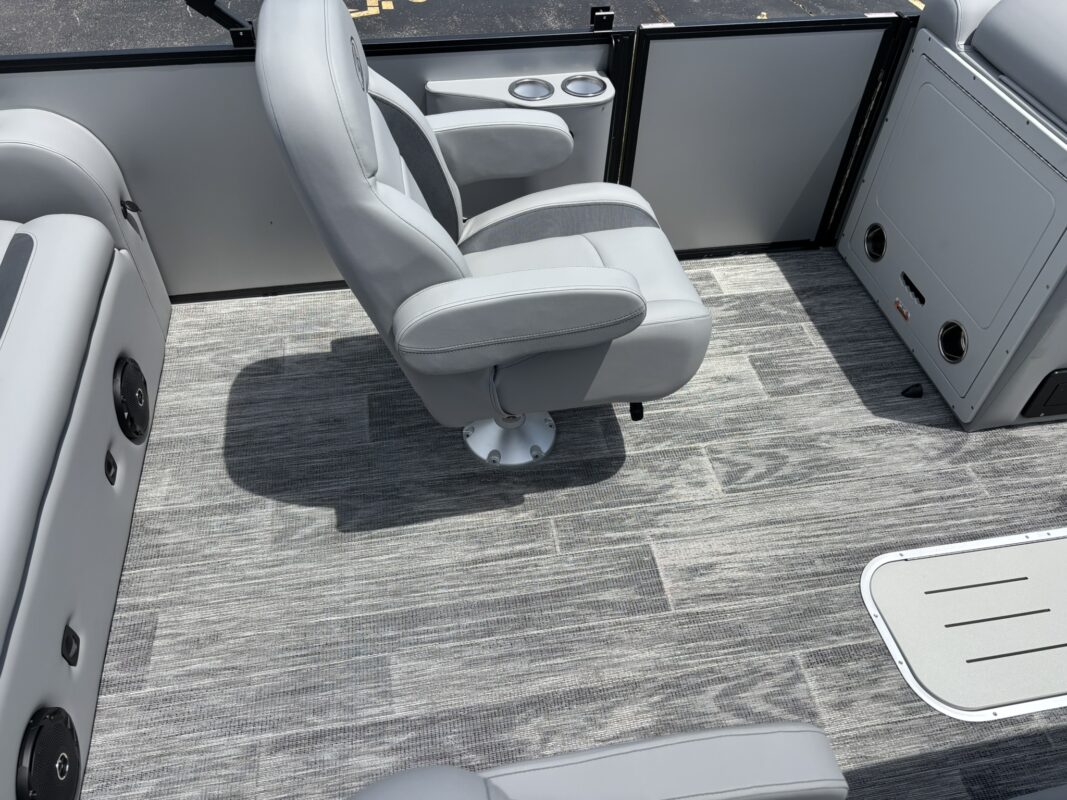 2027 Bentley 223 Legacy Swingback
