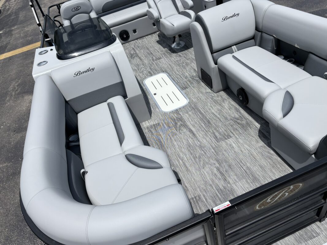 2027 Bentley 223 Legacy Swingback