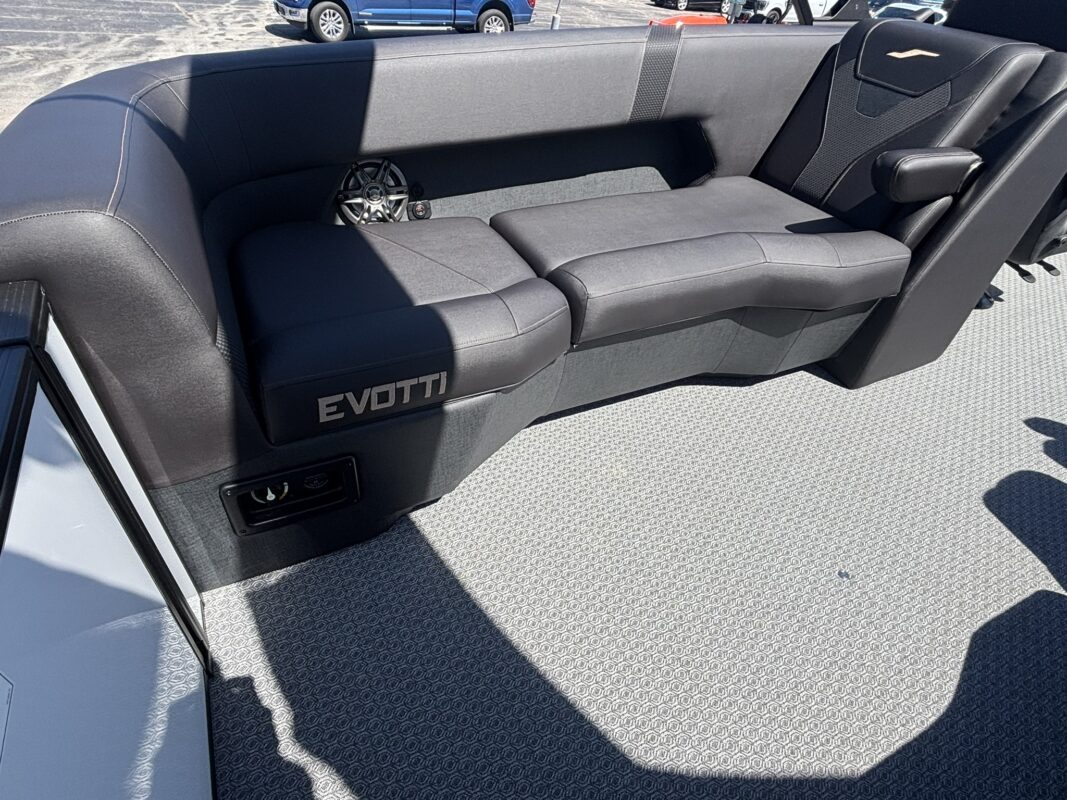 2026 Evotti 523 QL