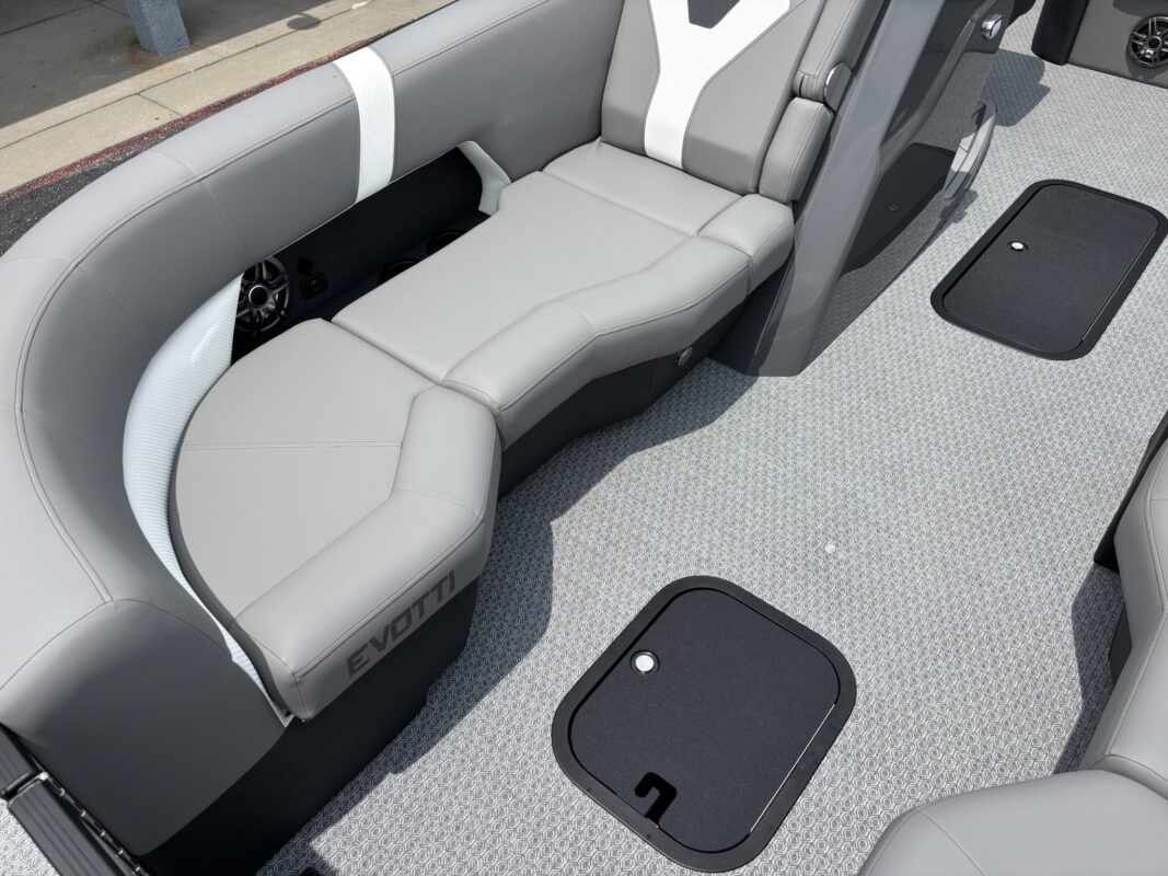 2027 Evotti 521 CS