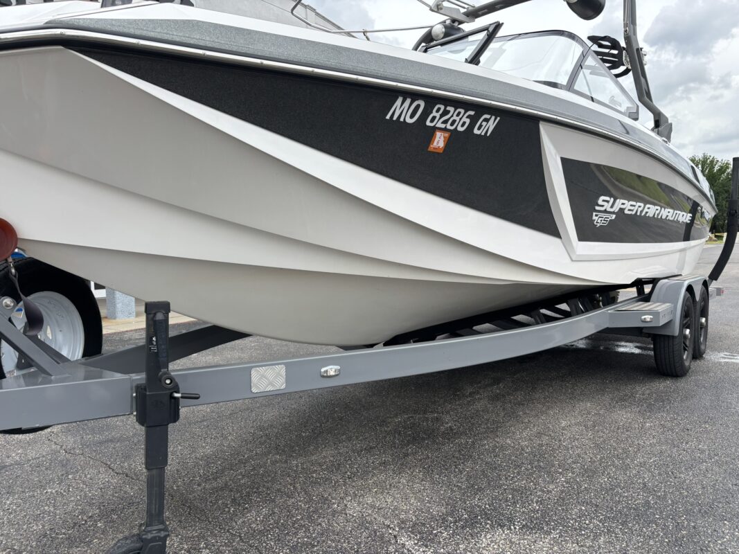 2020 Nautique GS24