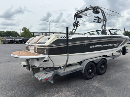 2020 Nautique GS24