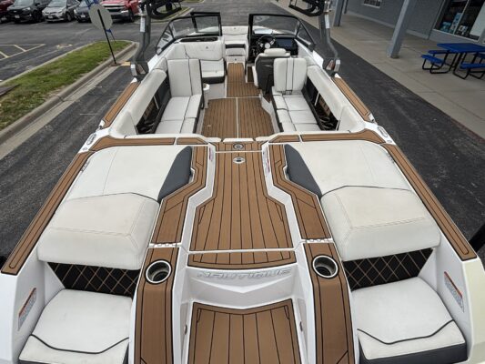 2020 Nautique GS24