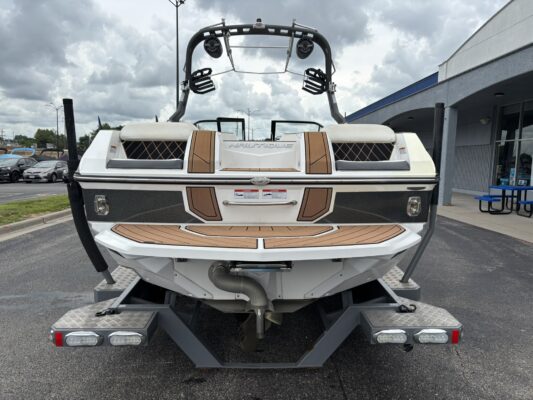 2020 Nautique GS24