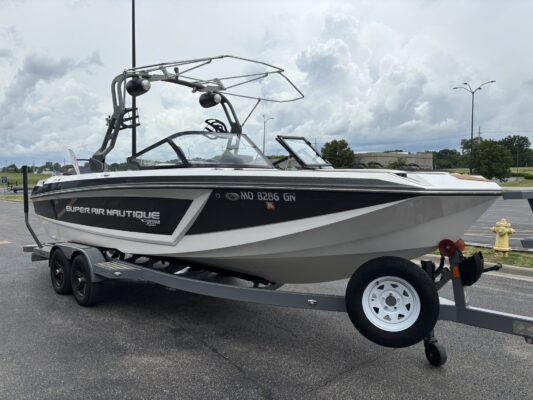 2020 Nautique GS24