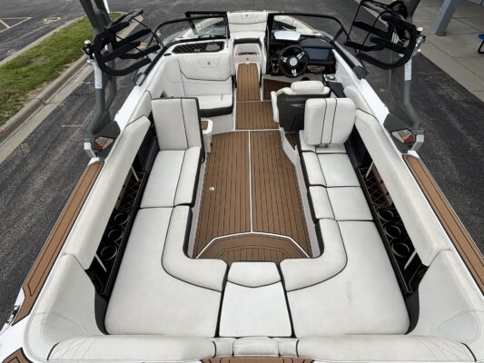 2020 Nautique GS24