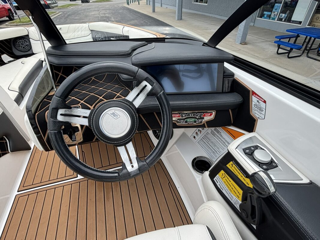 2020 Nautique GS24