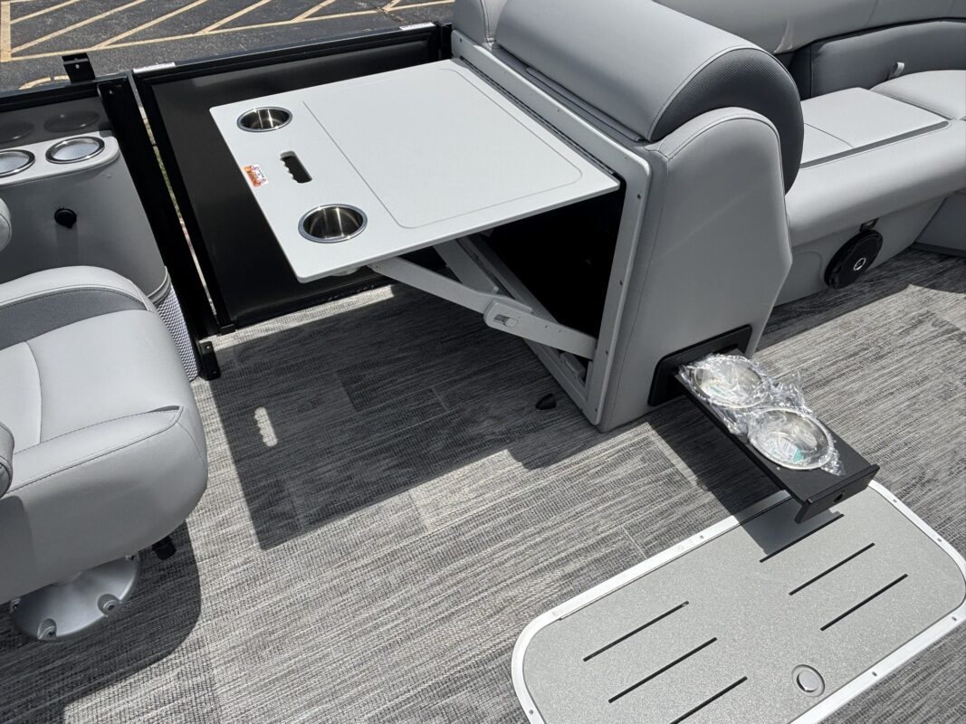 2027 Bentley 223 Legacy QSB
