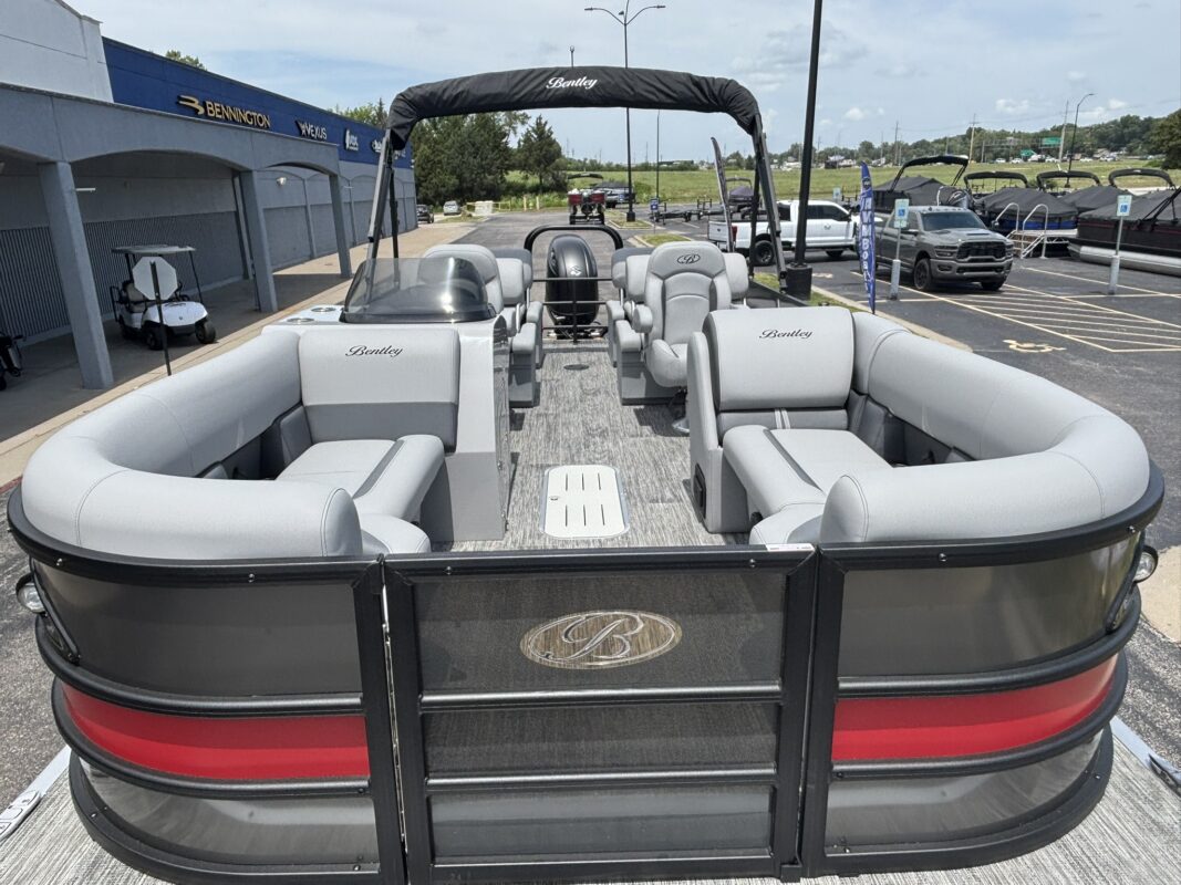 2027 Bentley 223 Legacy QSB
