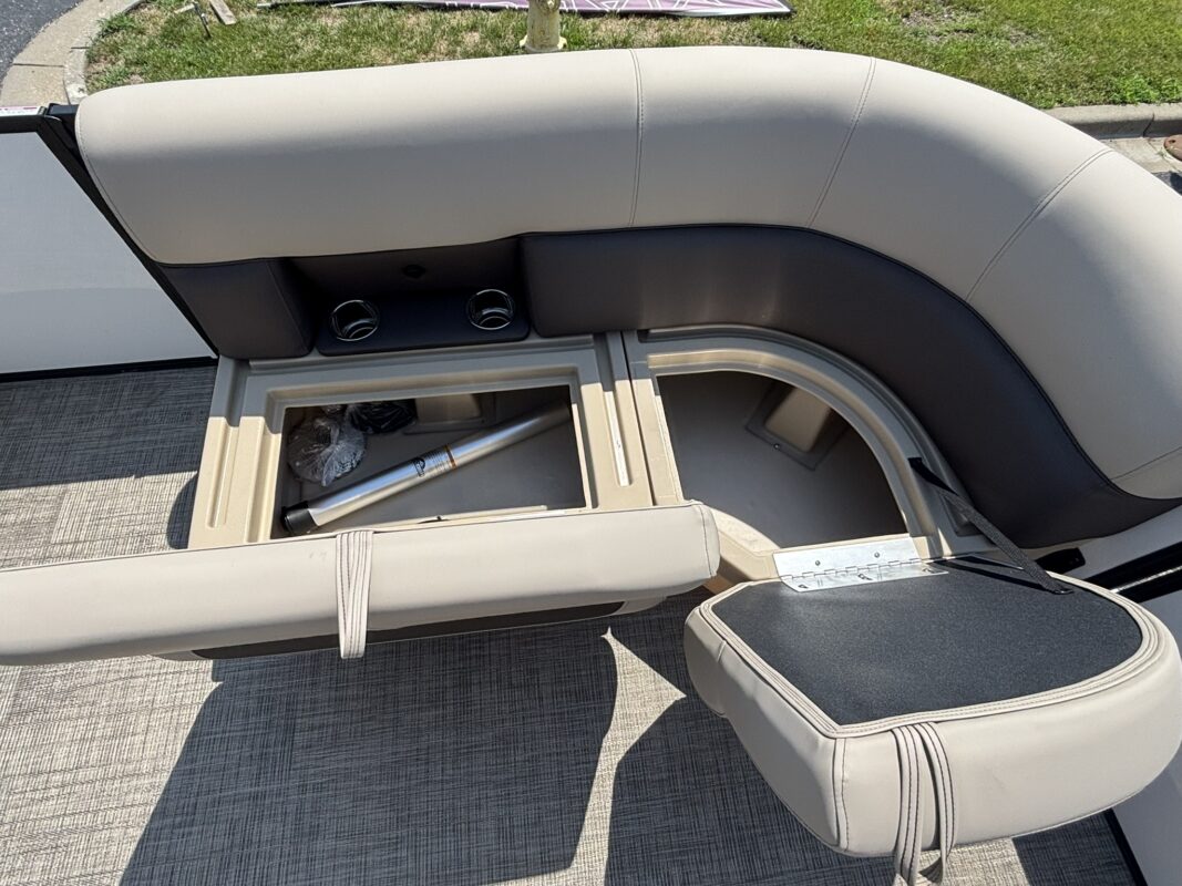 2027 Bentley 200 Legacy Cruise XL