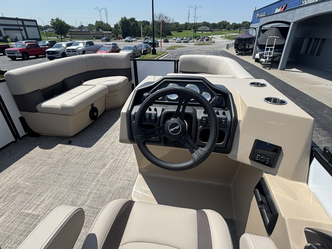 2027 Bentley 200 Legacy Cruise XL