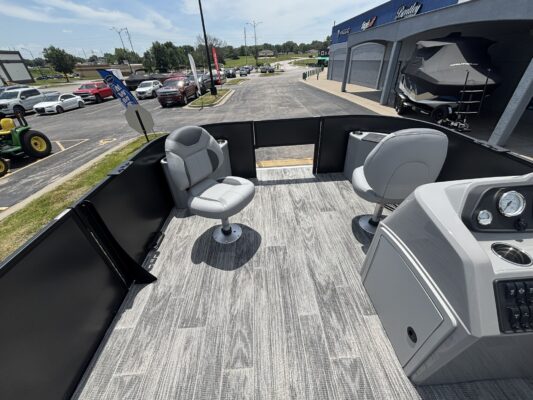 2027 Bentley 200 Fish CWT
