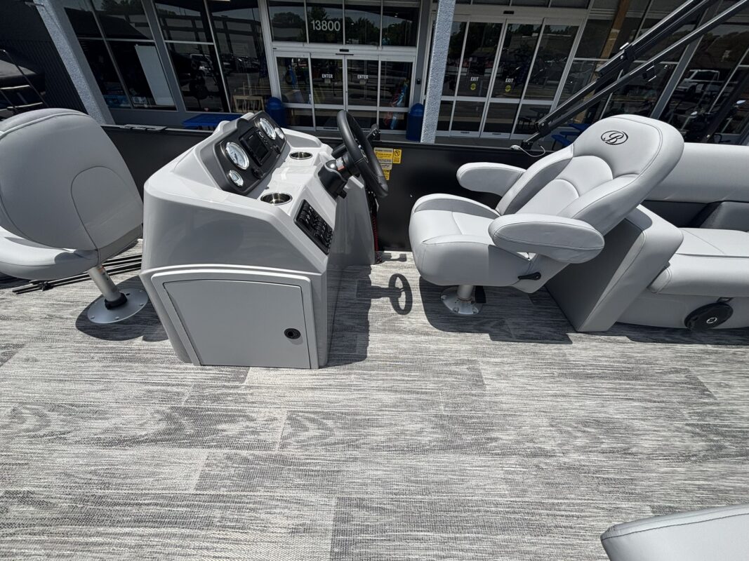 2027 Bentley 200 Fish CWT