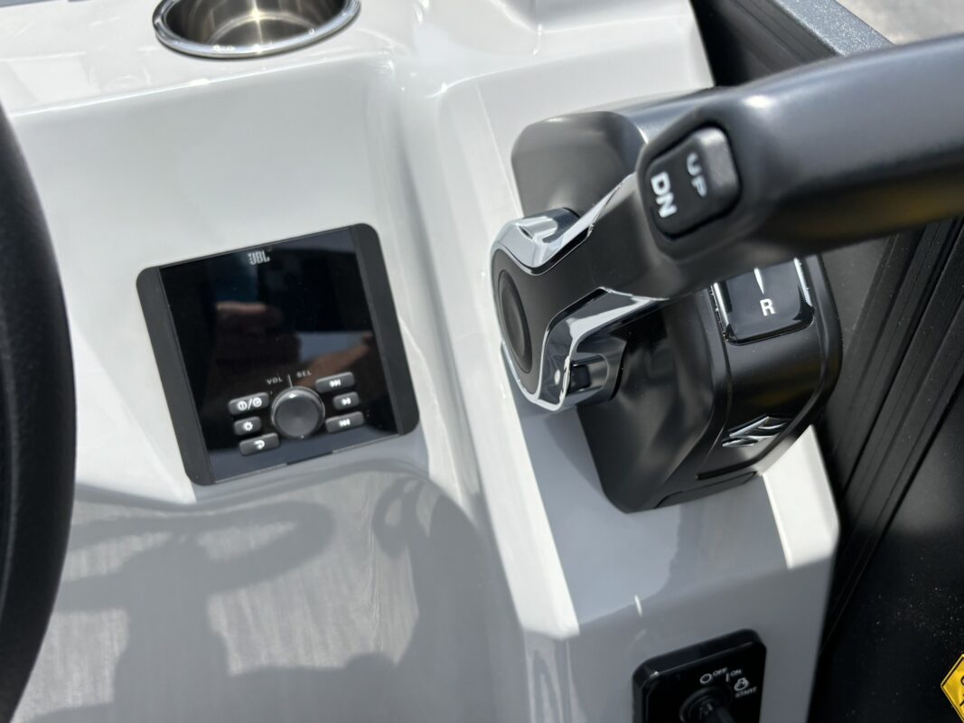 2027 Bentley 200 Fish CWT
