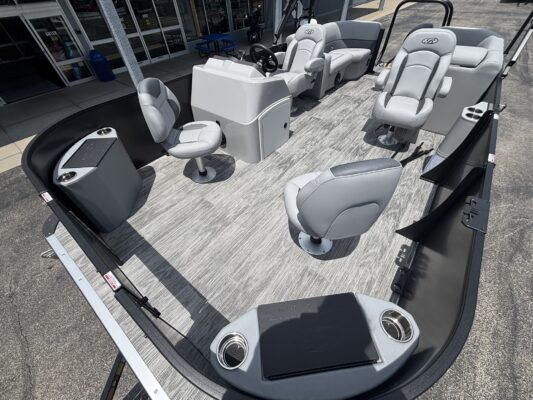 2027 Bentley 200 Fish CWT