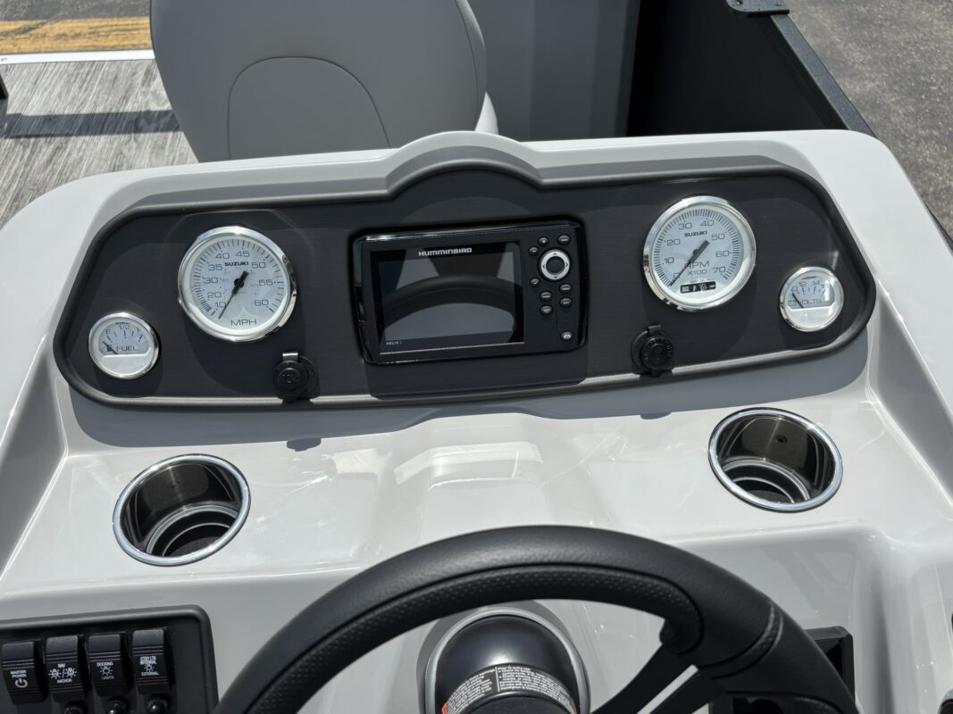 2027 Bentley 200 Fish CWT